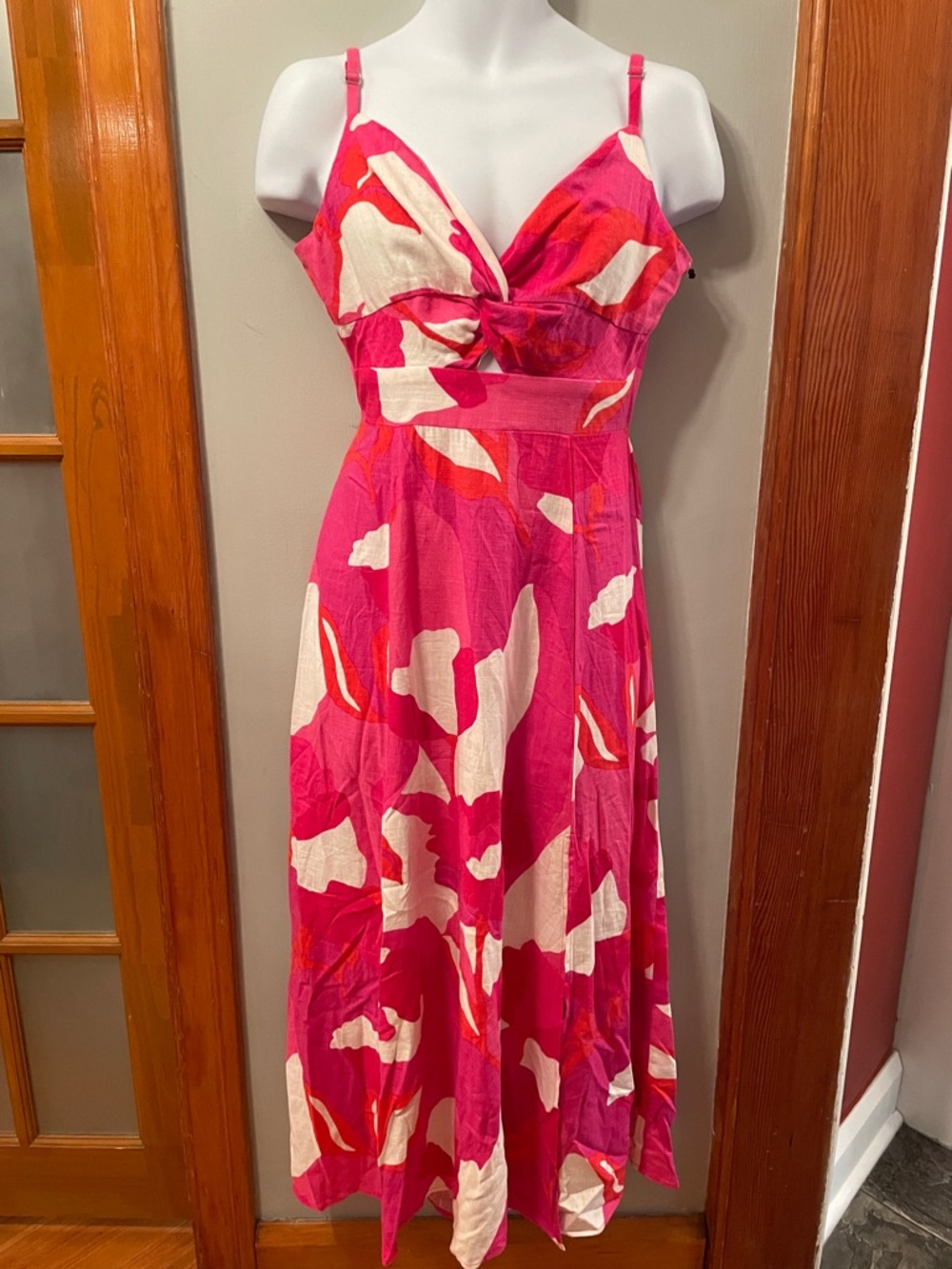 1. STATE Linen-Blend Abstract Floral Twisted-Front TieBack Maxi Dress Resortwear